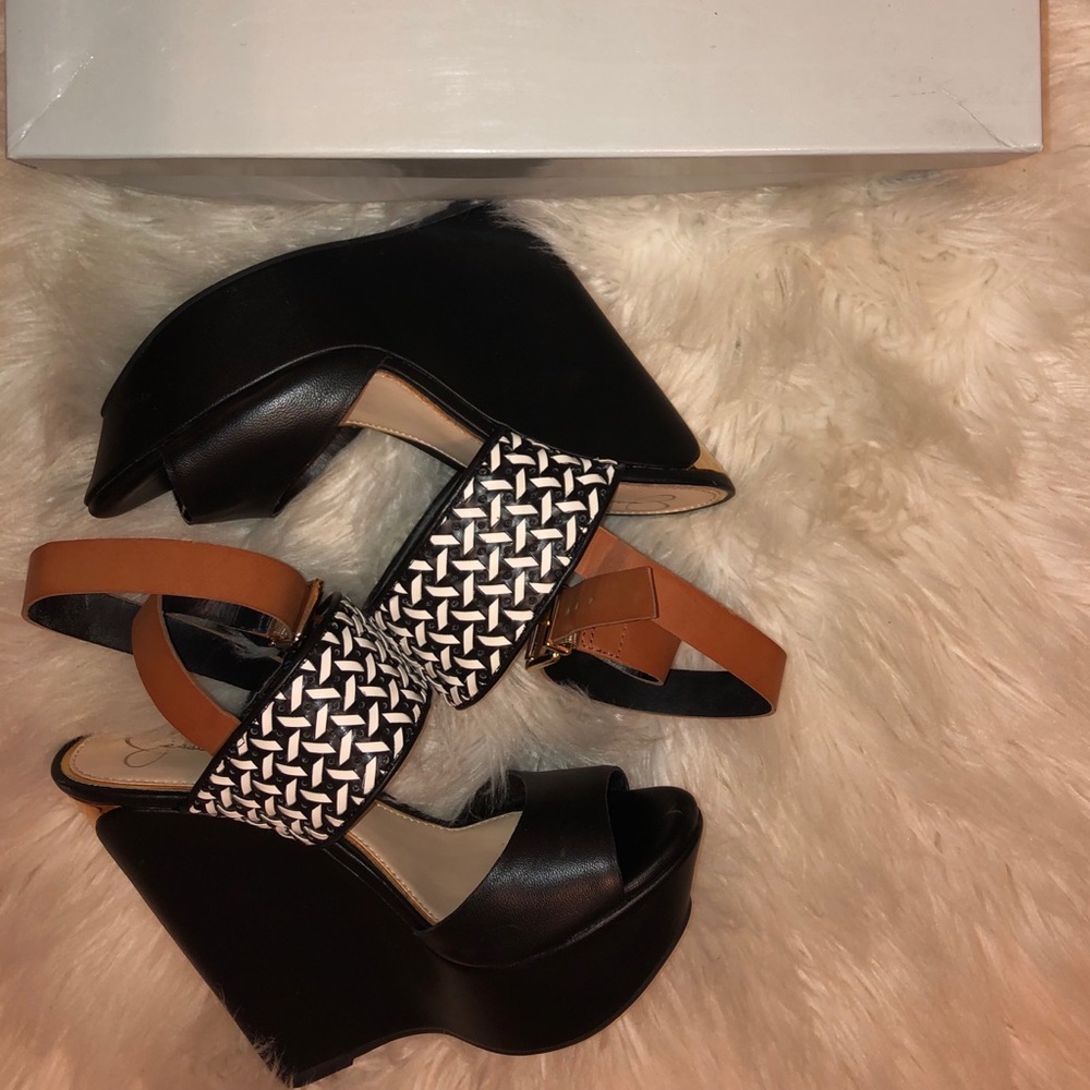 Black & white wedges - Picture 4 of 5